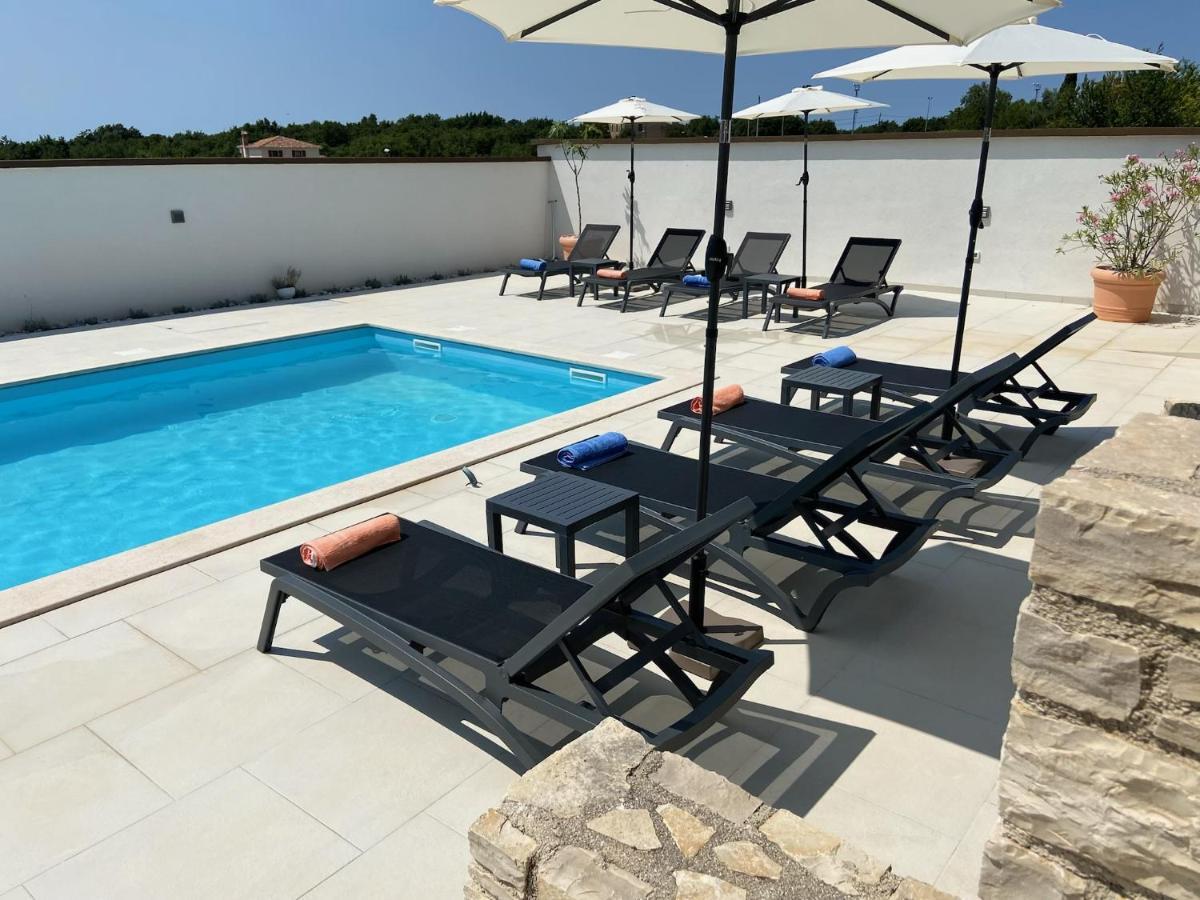 Villa Victoria Istra - Heated Pool Nova Vas  Luaran gambar